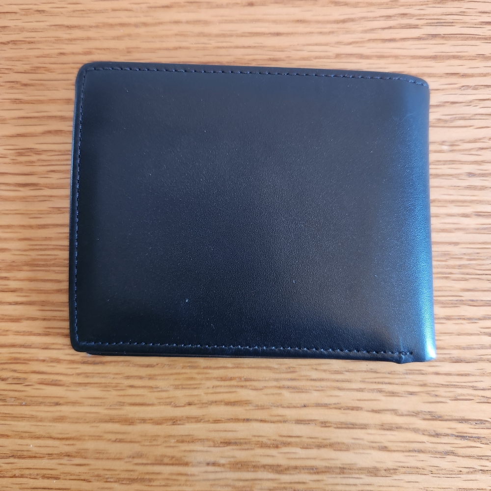 Perry Ellis Classic Black Wallet - Picture 2 of 7